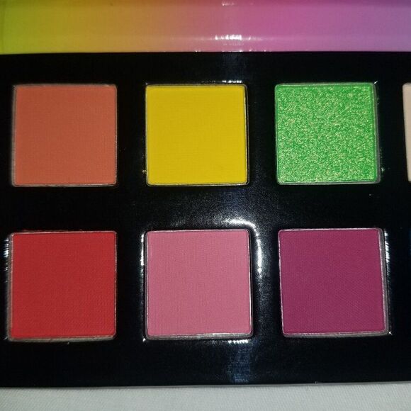 Violet Voss Fun Sized Mini Eyeshadow Palette - Picture 9 of 10